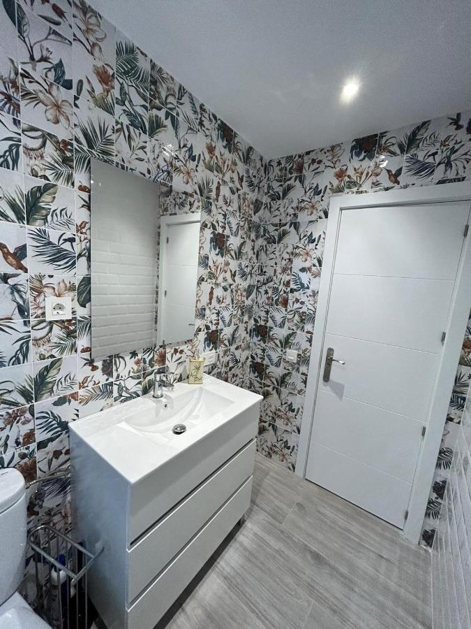 La Casa Del Muelle Appartement Avilés Buitenkant foto